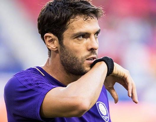 开云登录入口-包含梅西官方宣布持续失利新规，塞尔维亚队引发争议！引发球迷热议的词条