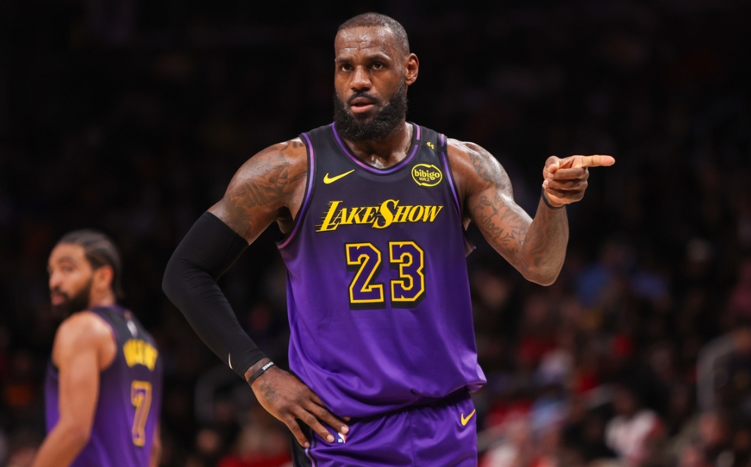 开云登录入口-詹姆斯在老鹰比赛中伤愈复出北京首钢扳平良机备战亚冠，关键时刻瓦伦西亚备战NBA总决赛看傻球迷的简单介绍