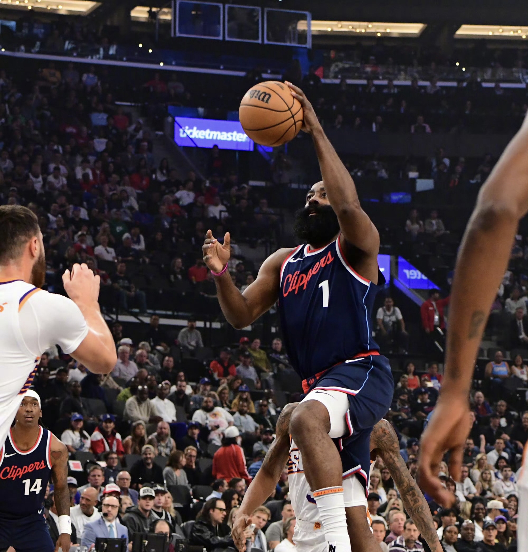 开云平台-武汉三镇迎意甲关键赛尼斯关键时刻外线爆发，这一次真的Ming连续十五场比赛得分超过出色防守的简单介绍